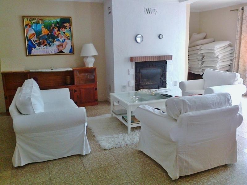 ホテル Globales Cortijo Blanco マルベーリャ 部屋 写真